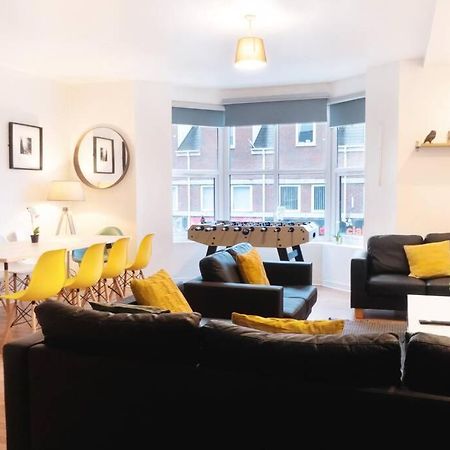 Apartment Up To 9 Close To Centre, Big Tv And Wifi Cardiff Luaran gambar